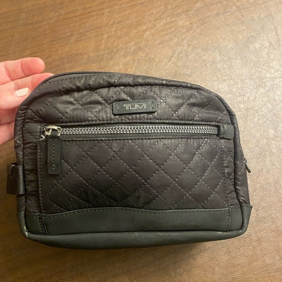 TUMI Quilted Black Toiletry Bag - Picture 1 of 13